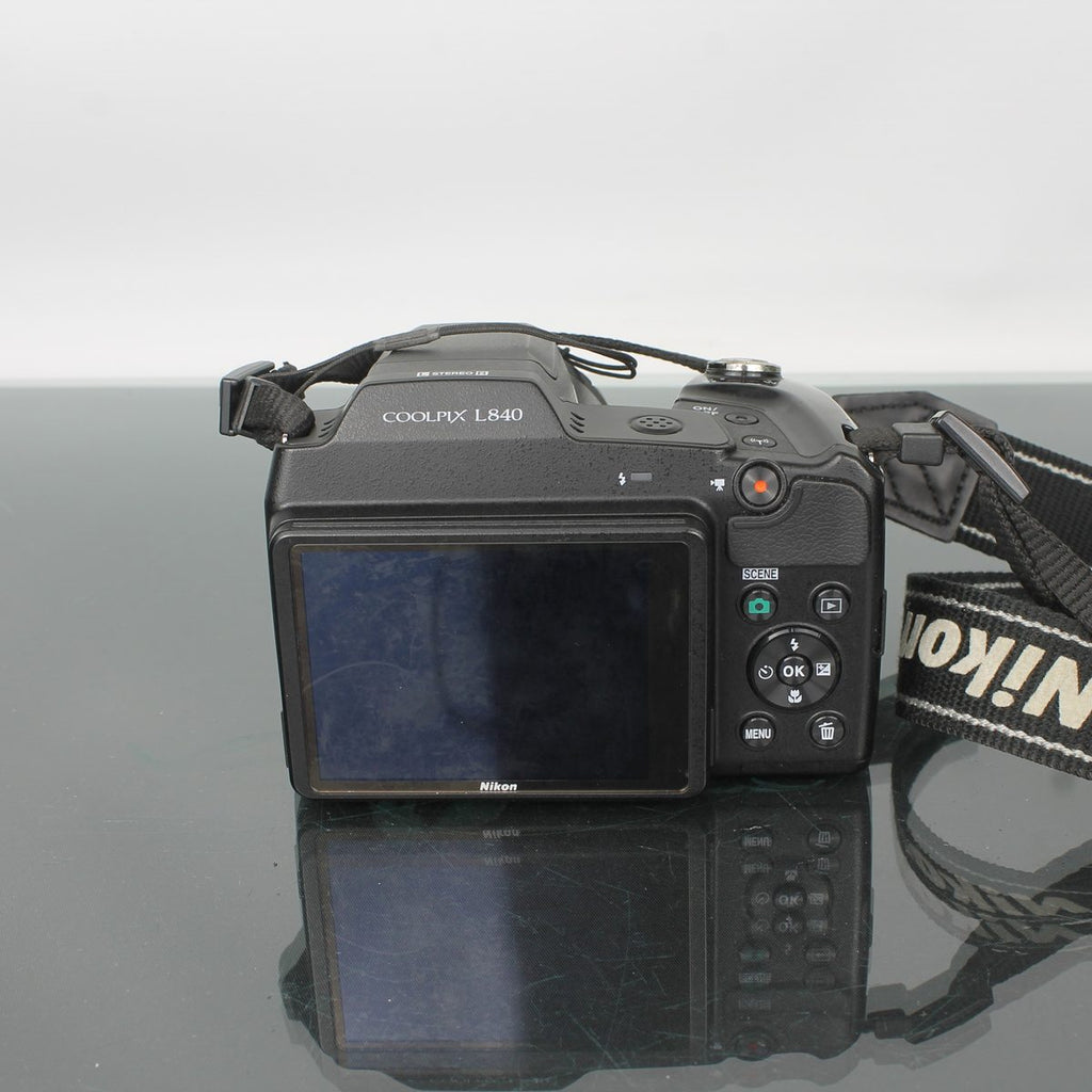 Nikon Coolpix L840