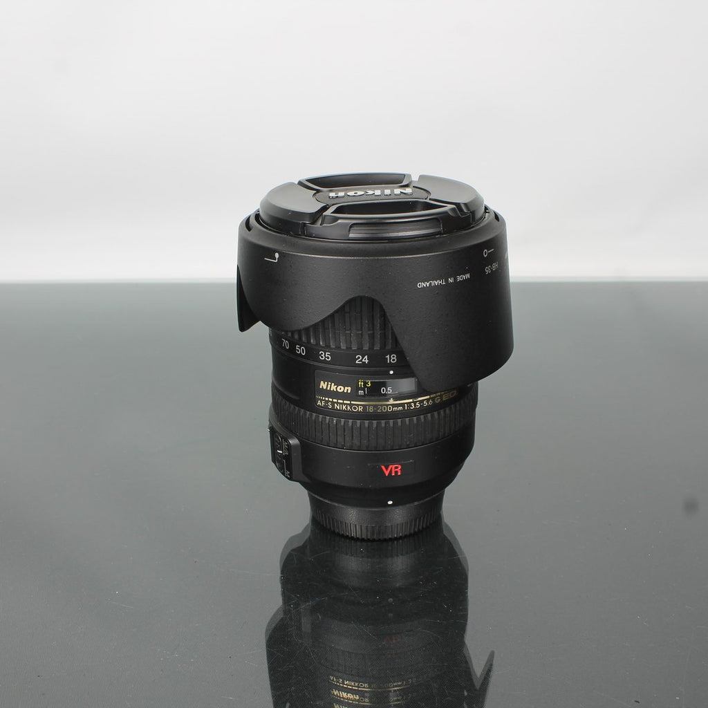 Nikon DX SWM VR IF 18-200mm 1:3.5-5.6