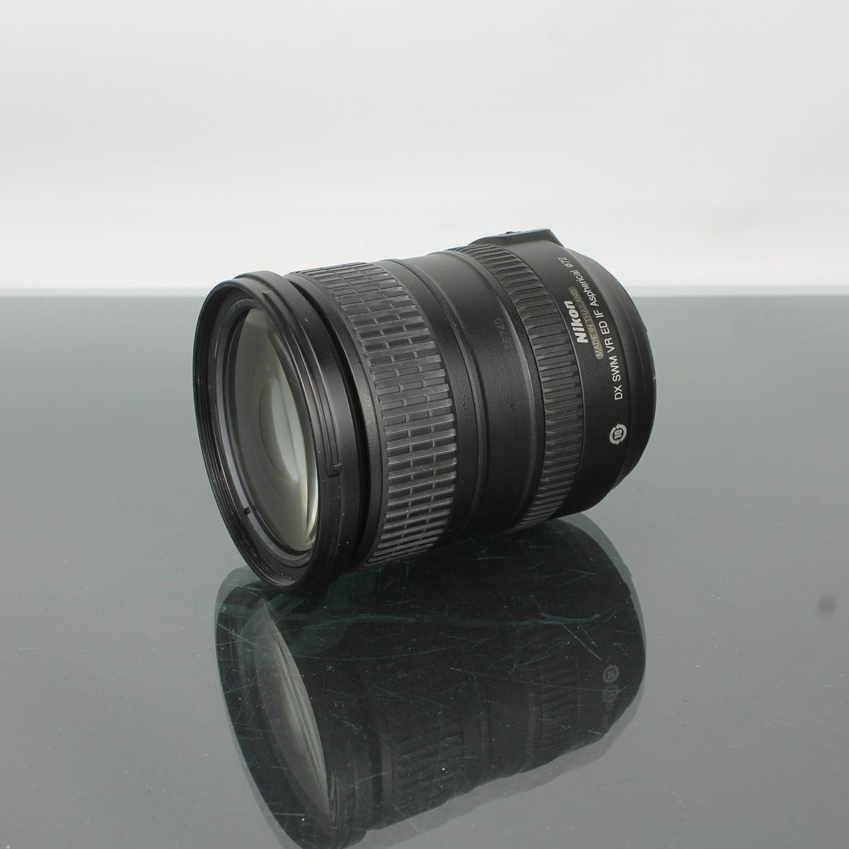 Nikon DX SWM VR IF 18-200mm 1:3.5-5.6
