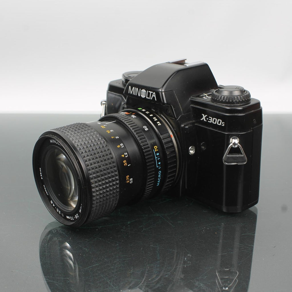 Minolta X-300s + Minolta MD 28-70mm 1:3.5-4.8