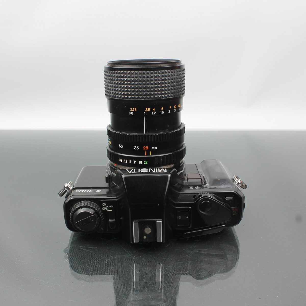 Minolta X-300s + Minolta MD 28-70mm 1:3.5-4.8