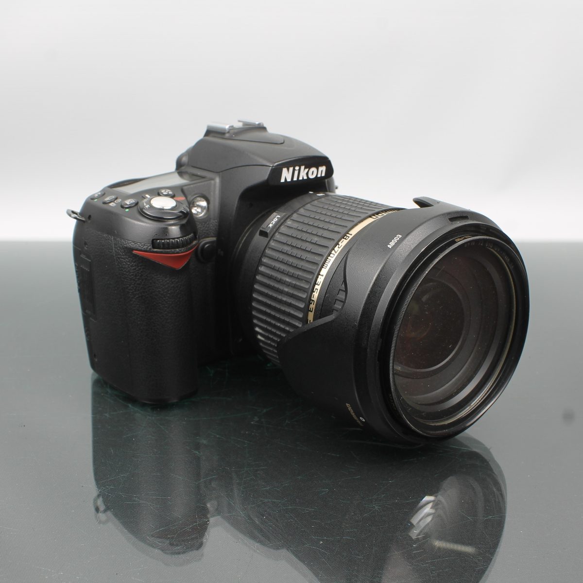 Nikon D90 + Tamron 18-270mm 1:3.5-6.3