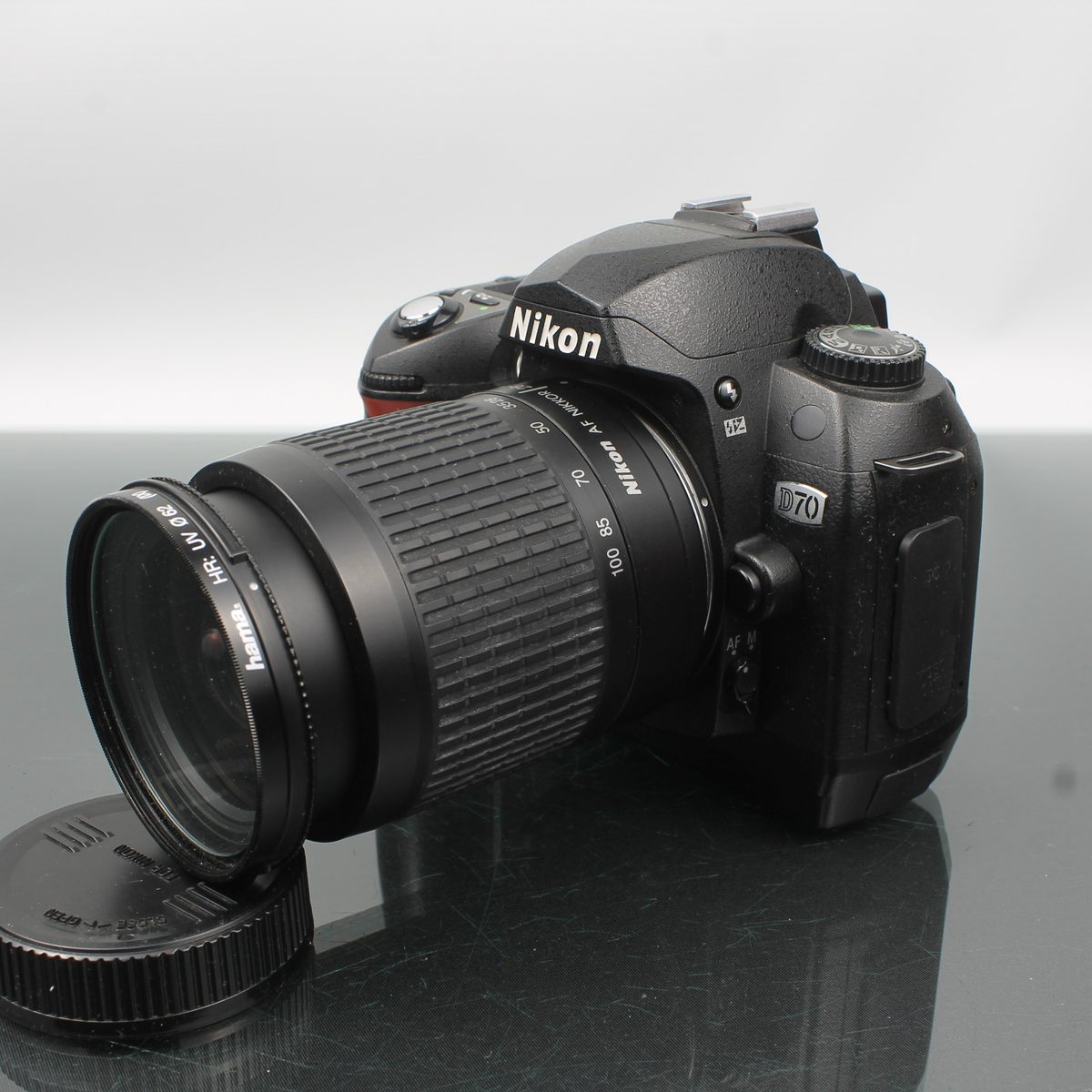 Nikon D70 + Nikon AF 28-100mm 1:3.5-5.6 G