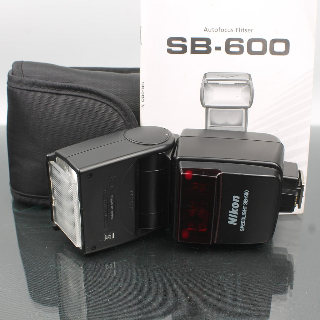 Nikon Speedlight SB-600