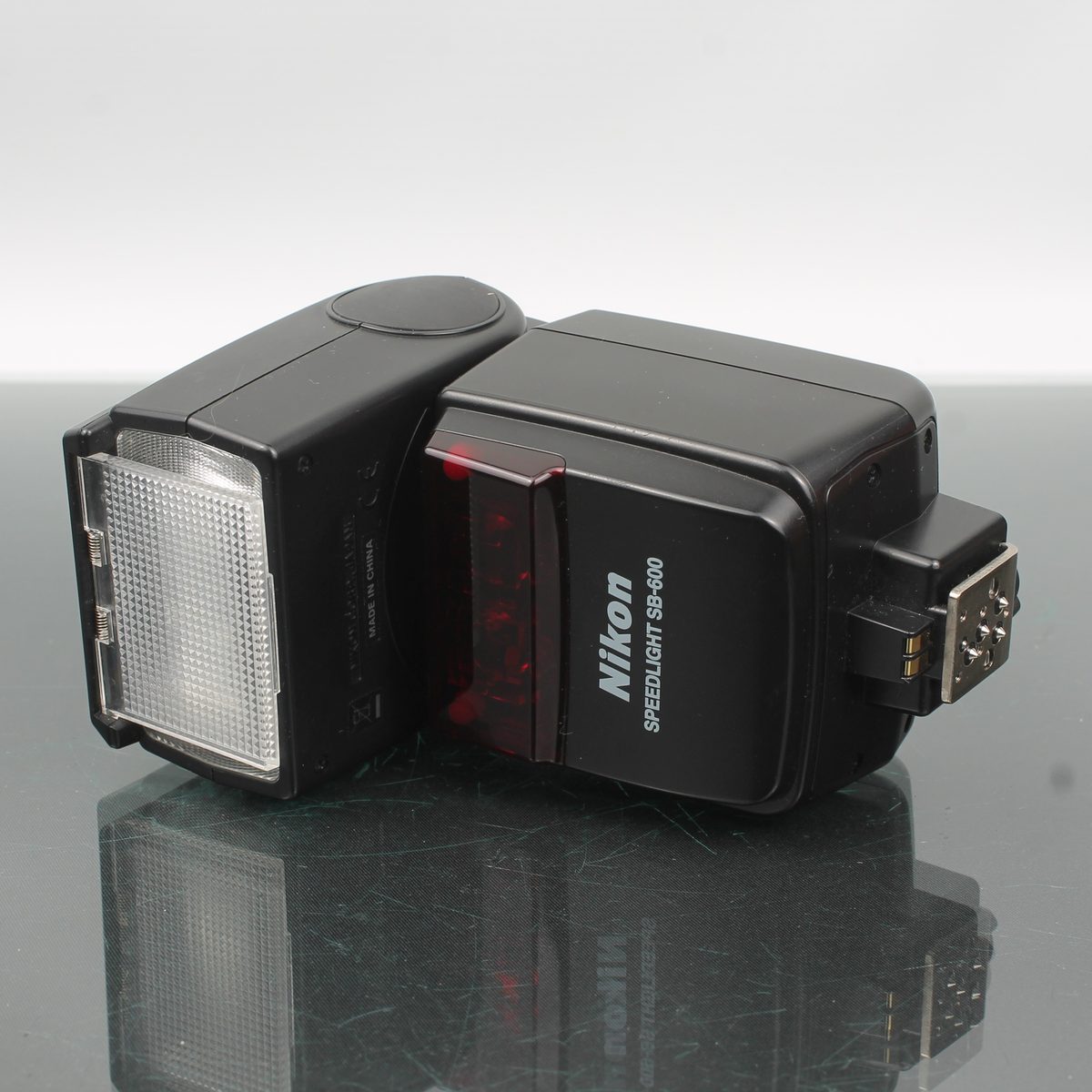 Nikon Speedlight SB-600