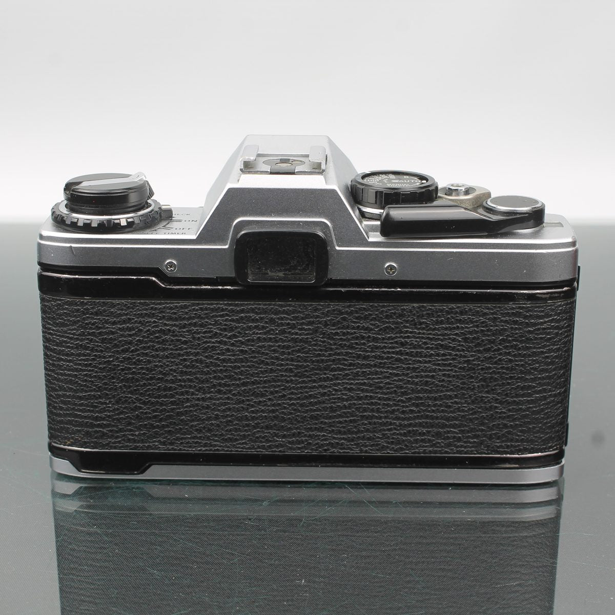 Olympus OM-10 SLR Camera with OM 50mm f/1.8 Lens Kit – Dutch|Thrift