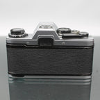 Olympus OM 10 + Olympus OM 50mm 1:1.8