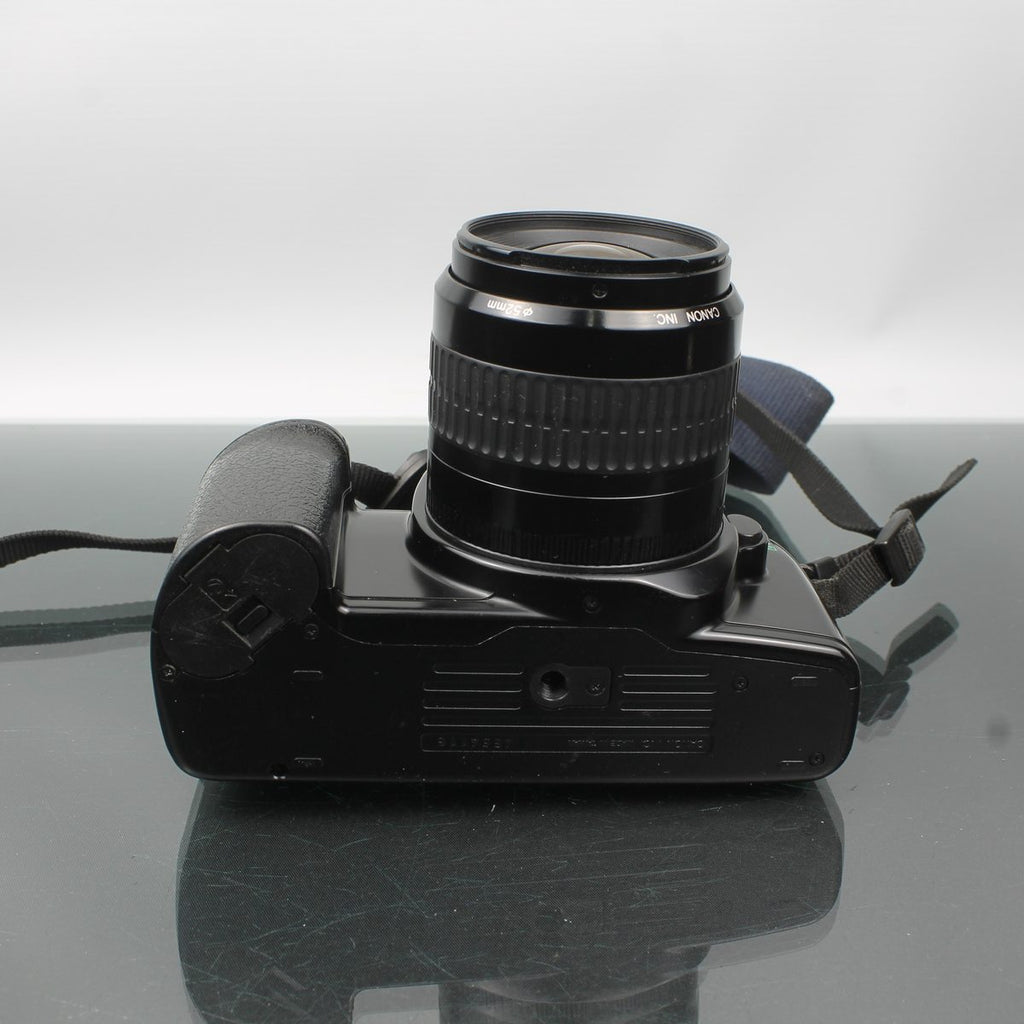 Canon EOS 1000F N + Canon EF 35-80mm 1:4.5-6 II