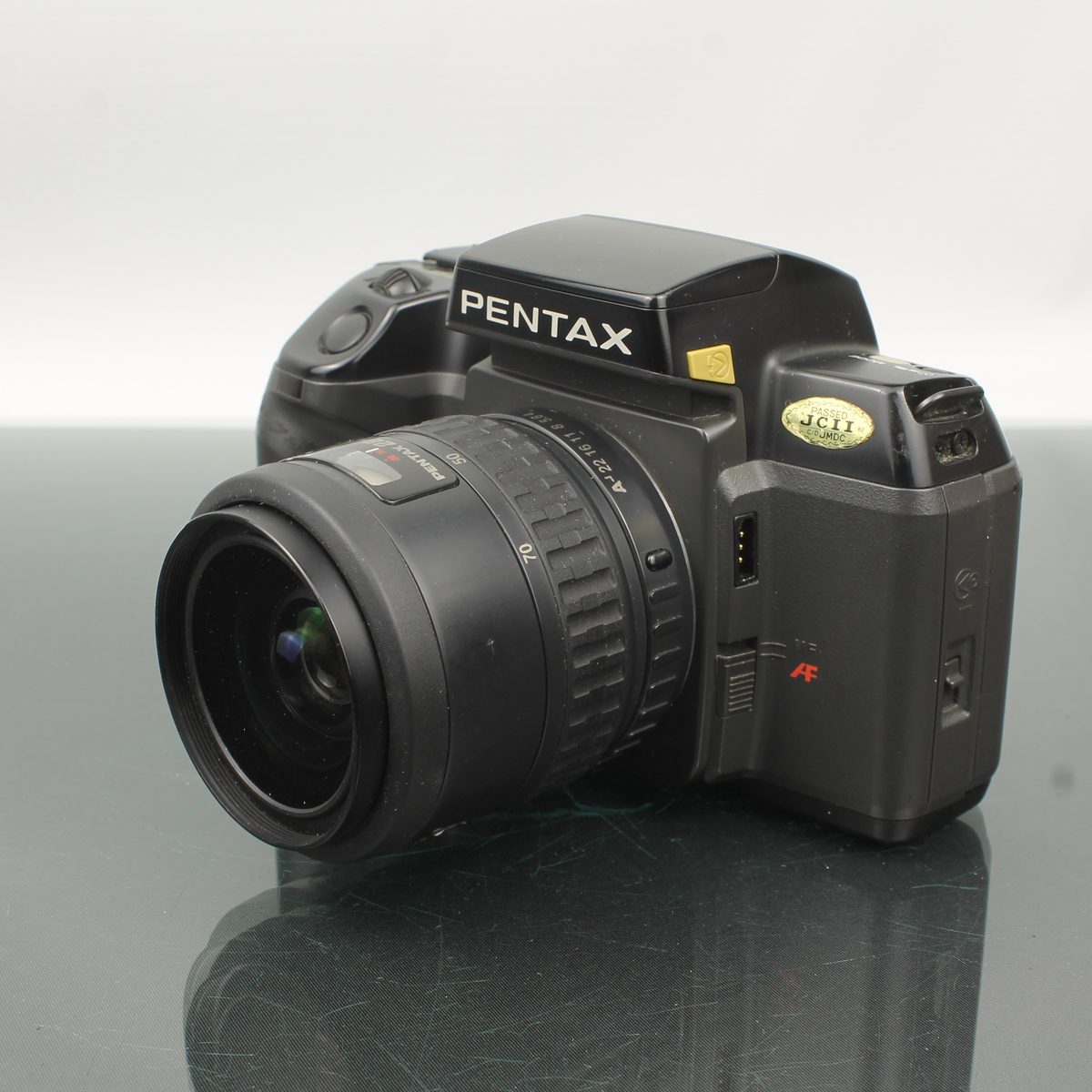 Pentax SF7 + SMC Pentax-FA 1:4 28-70mm