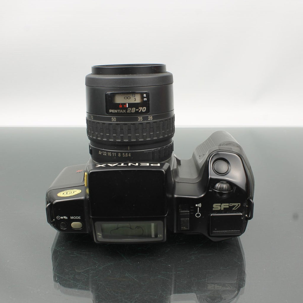 Pentax SF7 + SMC Pentax-FA 1:4 28-70mm