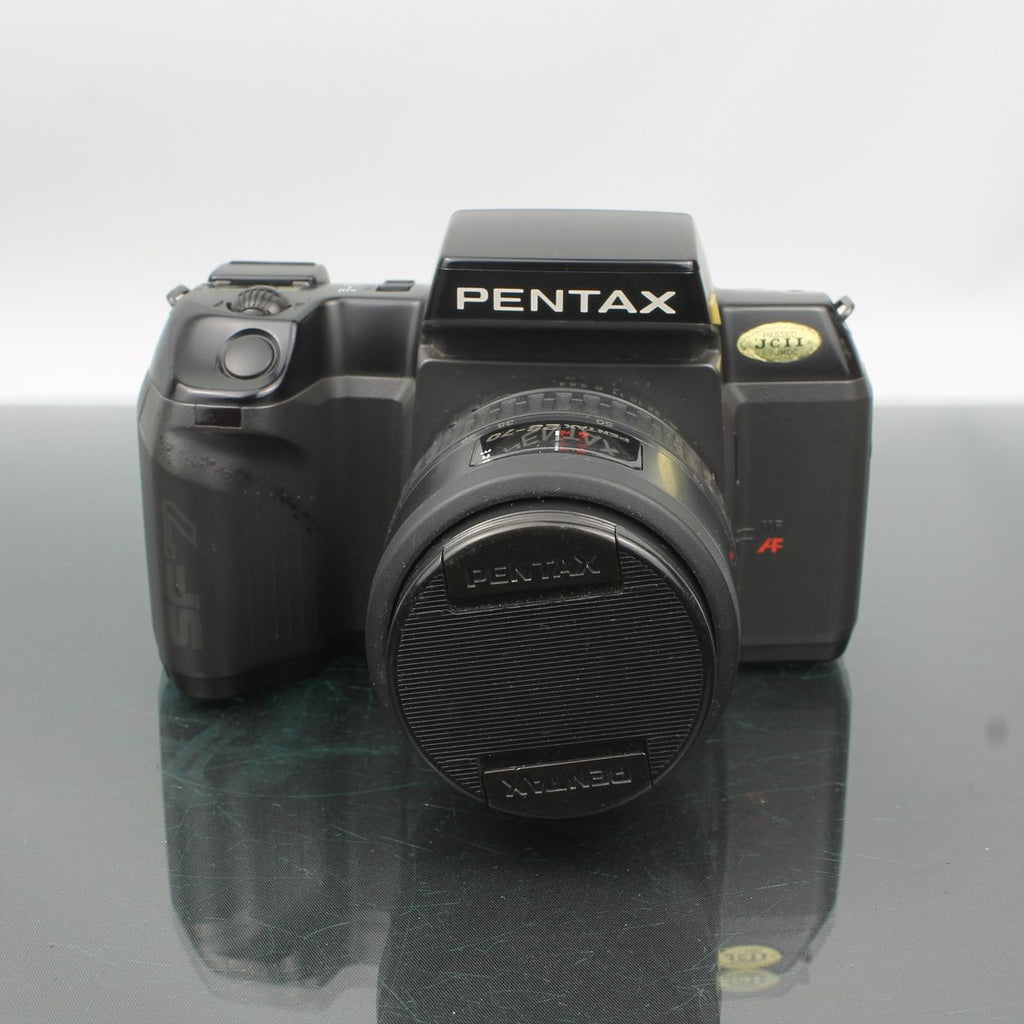 Pentax SF7 + SMC Pentax-FA 1:4 28-70mm