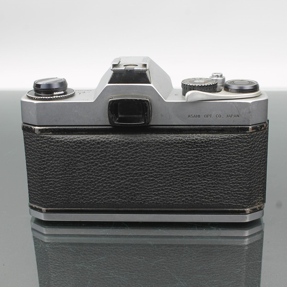 Asahi Pentax Spotmatic F S-M-C Takumar 55mm f/1.8 Film Camera