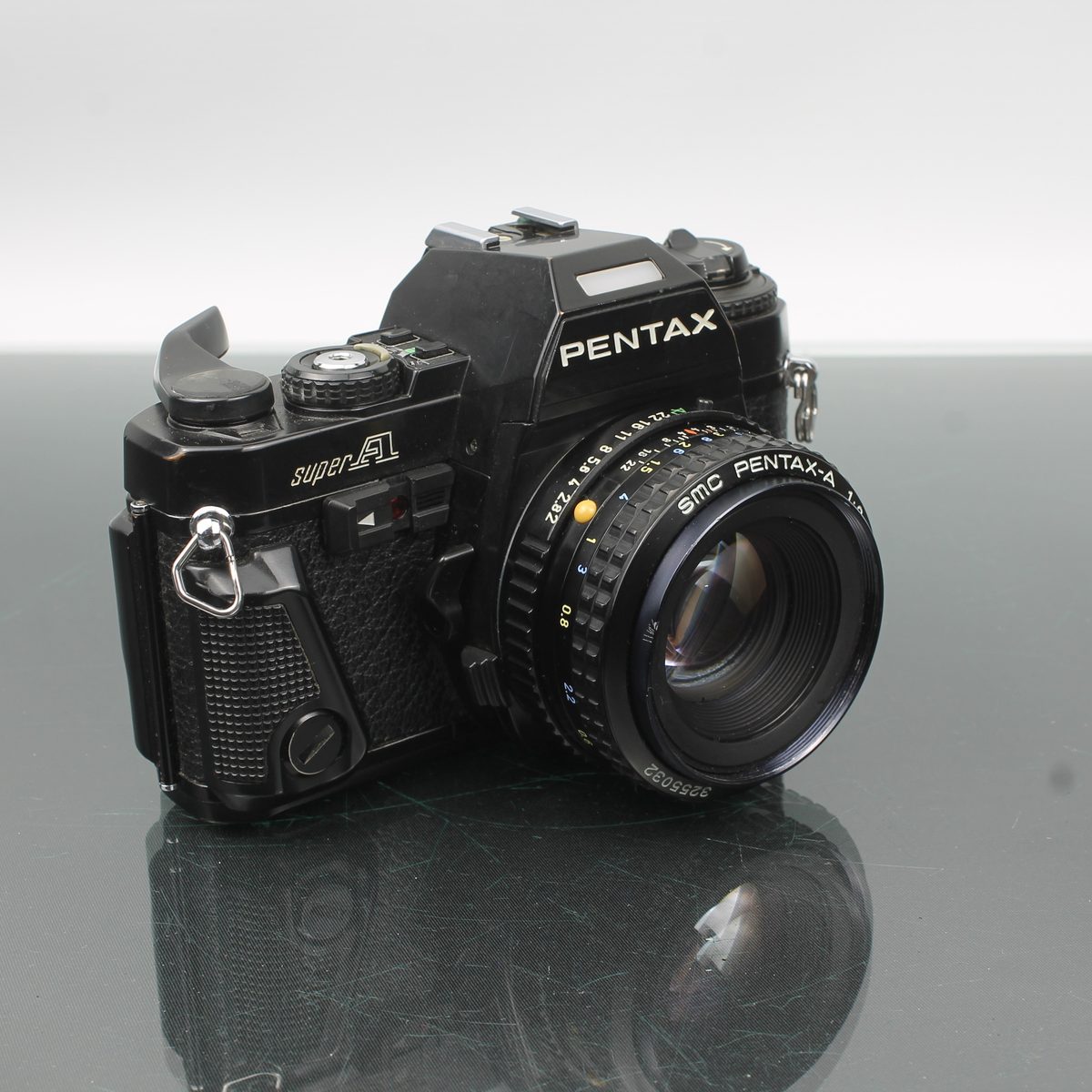 Pentax Super-A + SMC Pentax-A 1:2 50mm