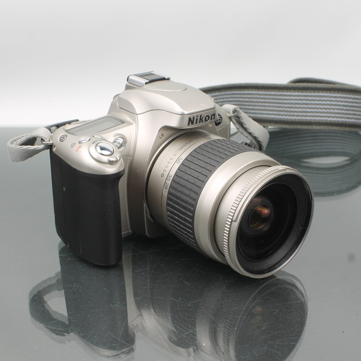 Nikon F55 + AF Nikkor 28-80mm 1:3.3-5.6G