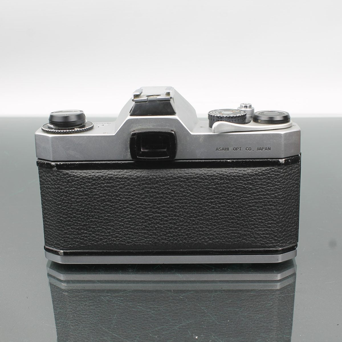 Asahi Pentax Spotmatic F SLR Camera with 55mm f/1.8 Lens – Dutch