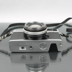 Olympus 35 SP + G. Zuiko 1:1.7 f=42mm