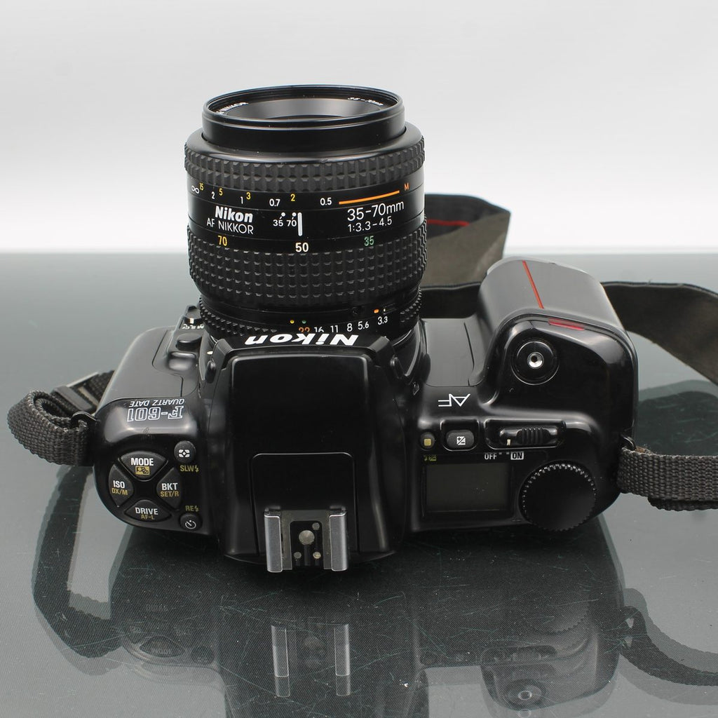Nikon F601 + AF Nikkor 35-70mm 1:3.3-4.5