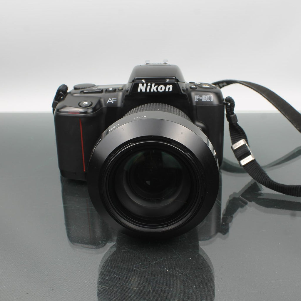 Nikon F601 + Nikon AF Nikkor 35-135mm 1:3.5-4.5