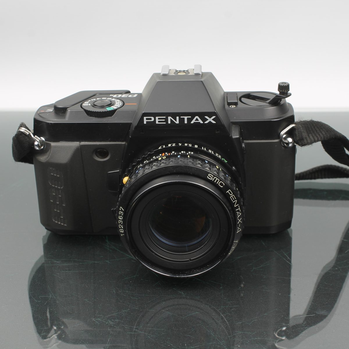 Pentax P30 + SMC Pentax 1:1.7 50mm