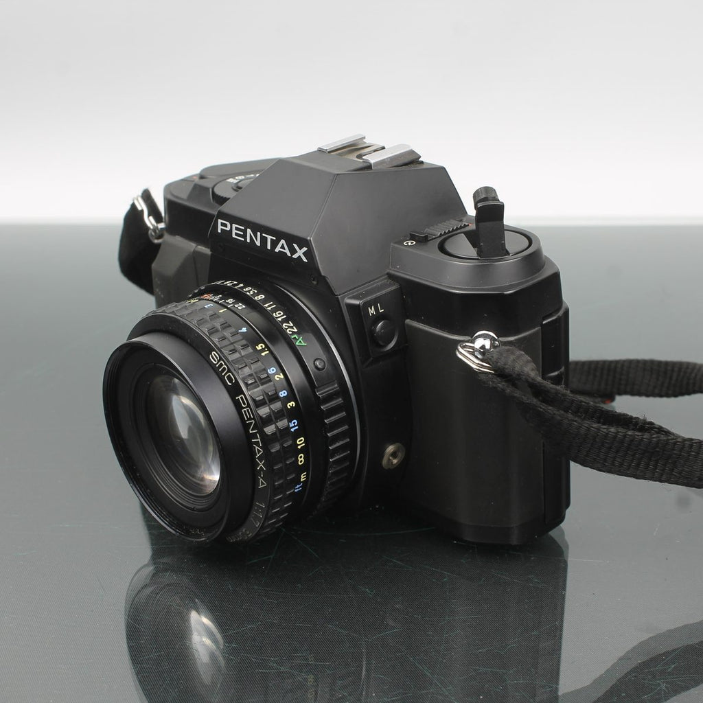 Pentax P30 + SMC Pentax 1:1.7 50mm
