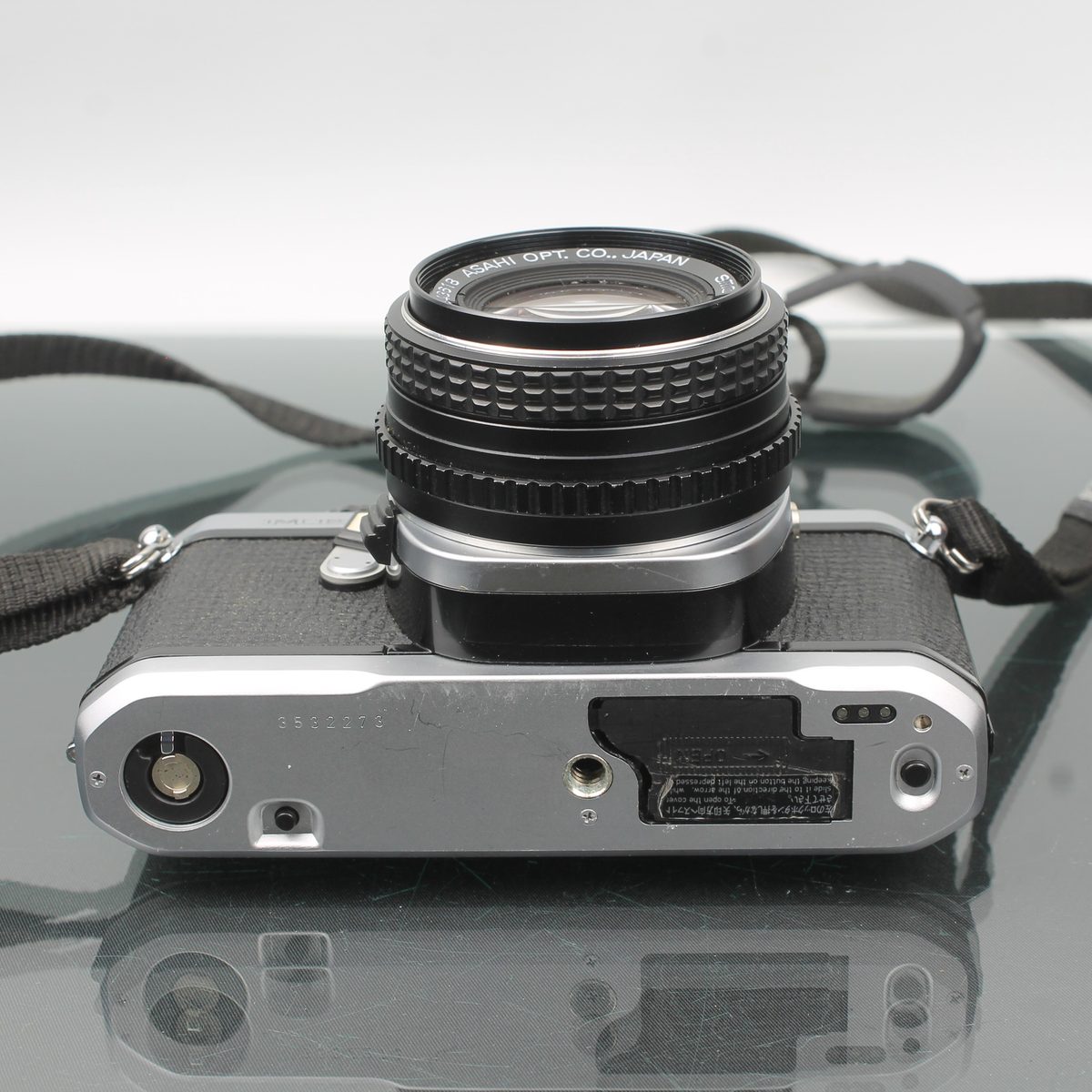 Pentax ME F + SMC Pentax-M 50mm f/1.7 - Vintage SLR Film Camera