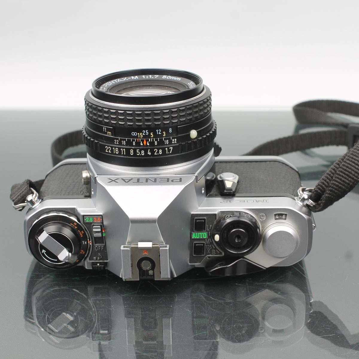 PENTAX ME 一眼レフフィルムカメラ SMC PENTAX- Pentax ME F + SMC Pentax-M 50mm f/1.7 - Vintage SLR Film Camera
