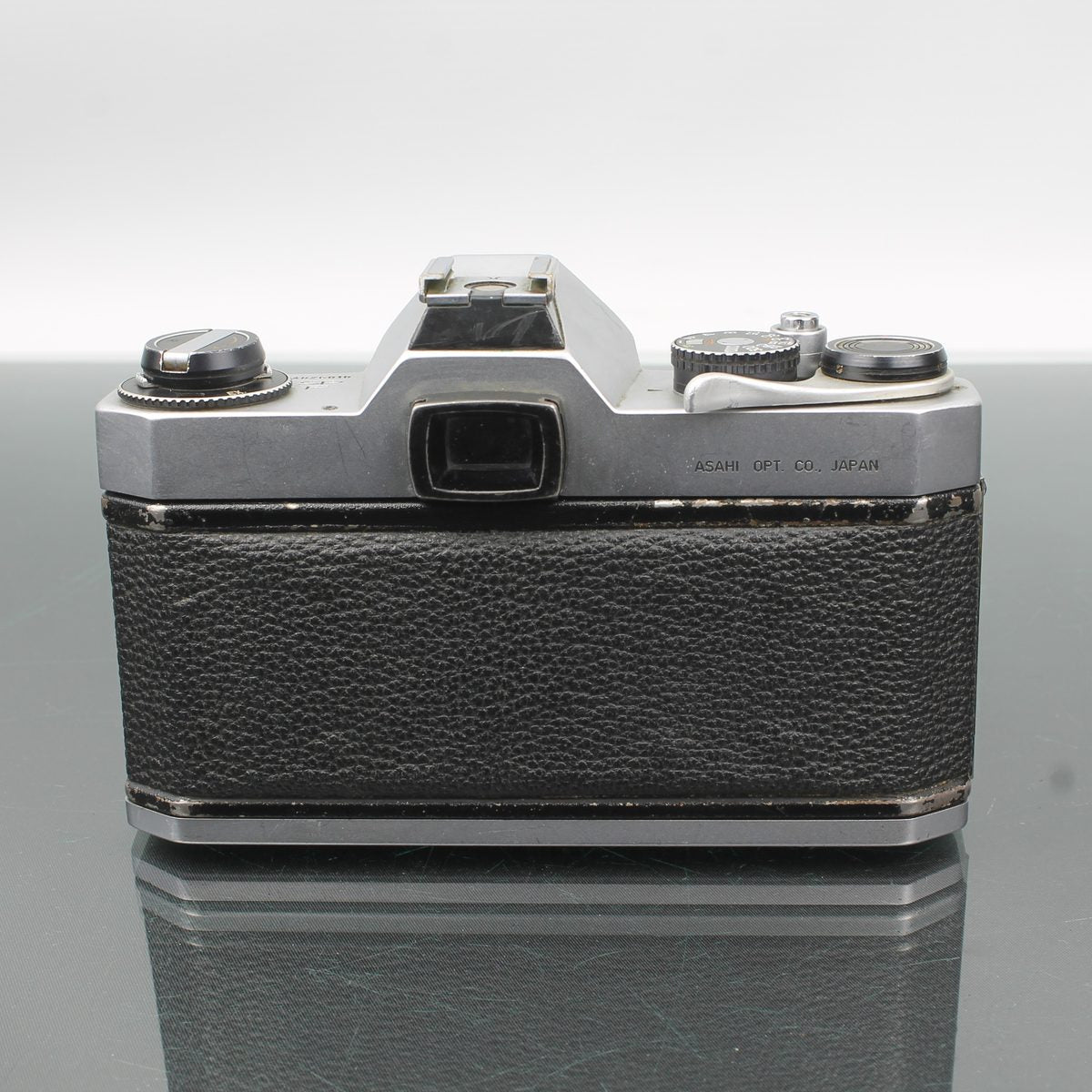 Pentax Spotmatic F + Super-Takumar 1:1.8/55