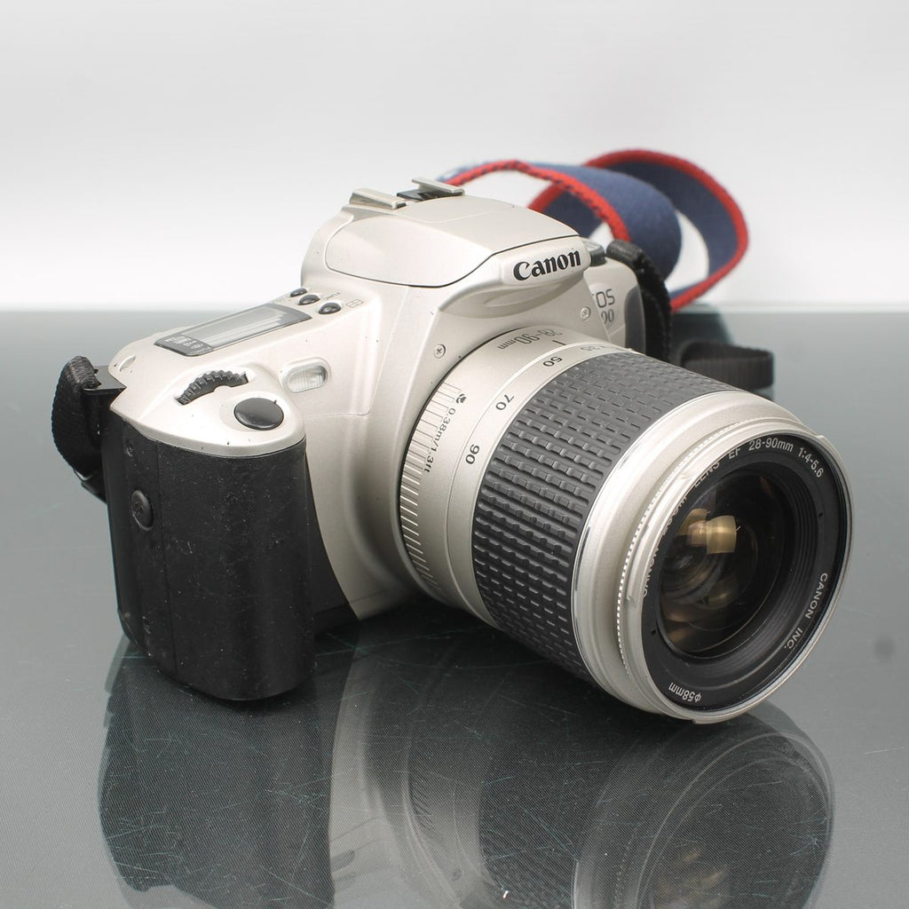 Canon EOS 300 + Canon Zoom Lens EF 28-90mm 1:4-5.6