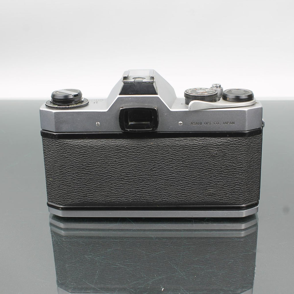 Pentax Asahi Spotmatic + SMC Takumar 1:1.8/55