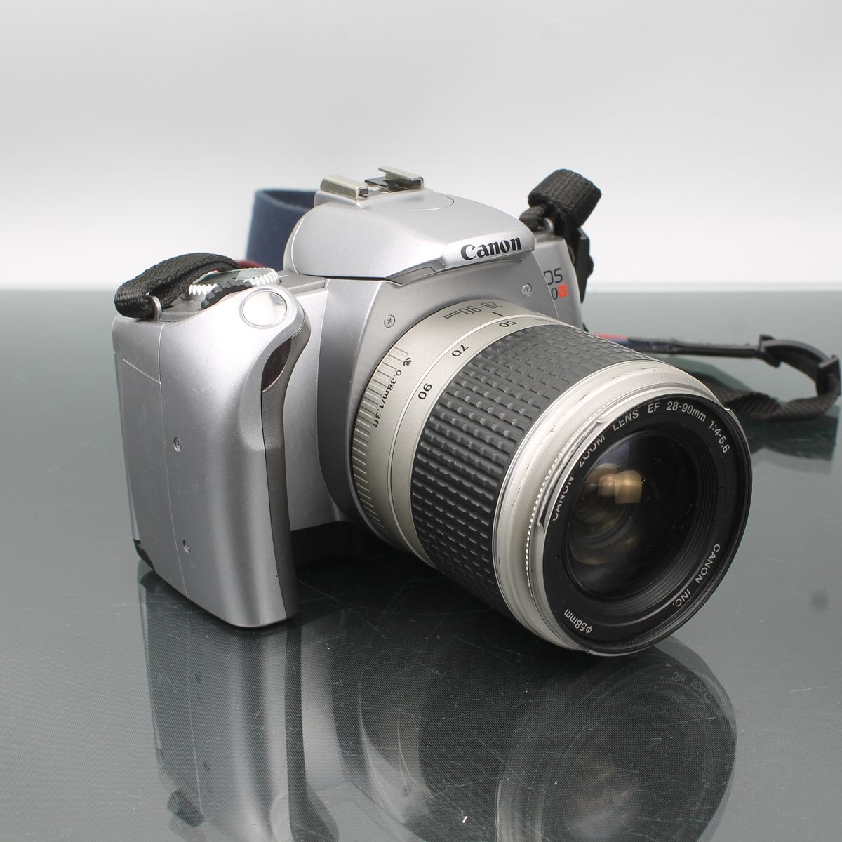 Canon EOS 300V + Canon Zoom Lens EF 28-90mm 1:4-5.6