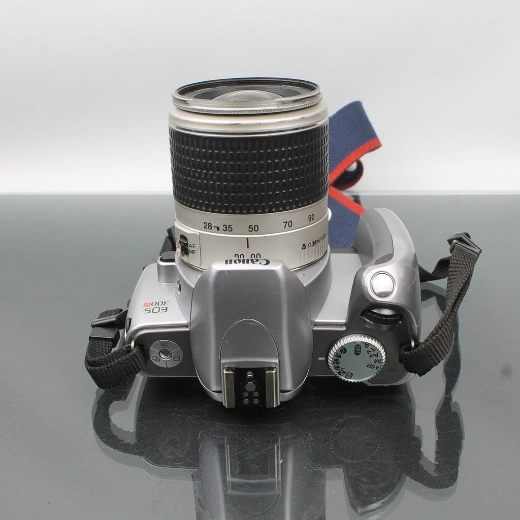 Canon EOS 300V + Canon Zoom Lens EF 28-90mm 1:4-5.6