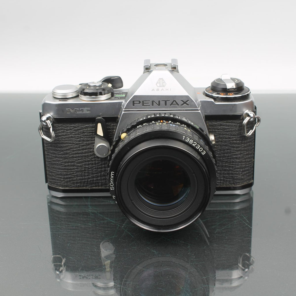 Pentax ME + SMC Pentax-A 1:1.7 50mm