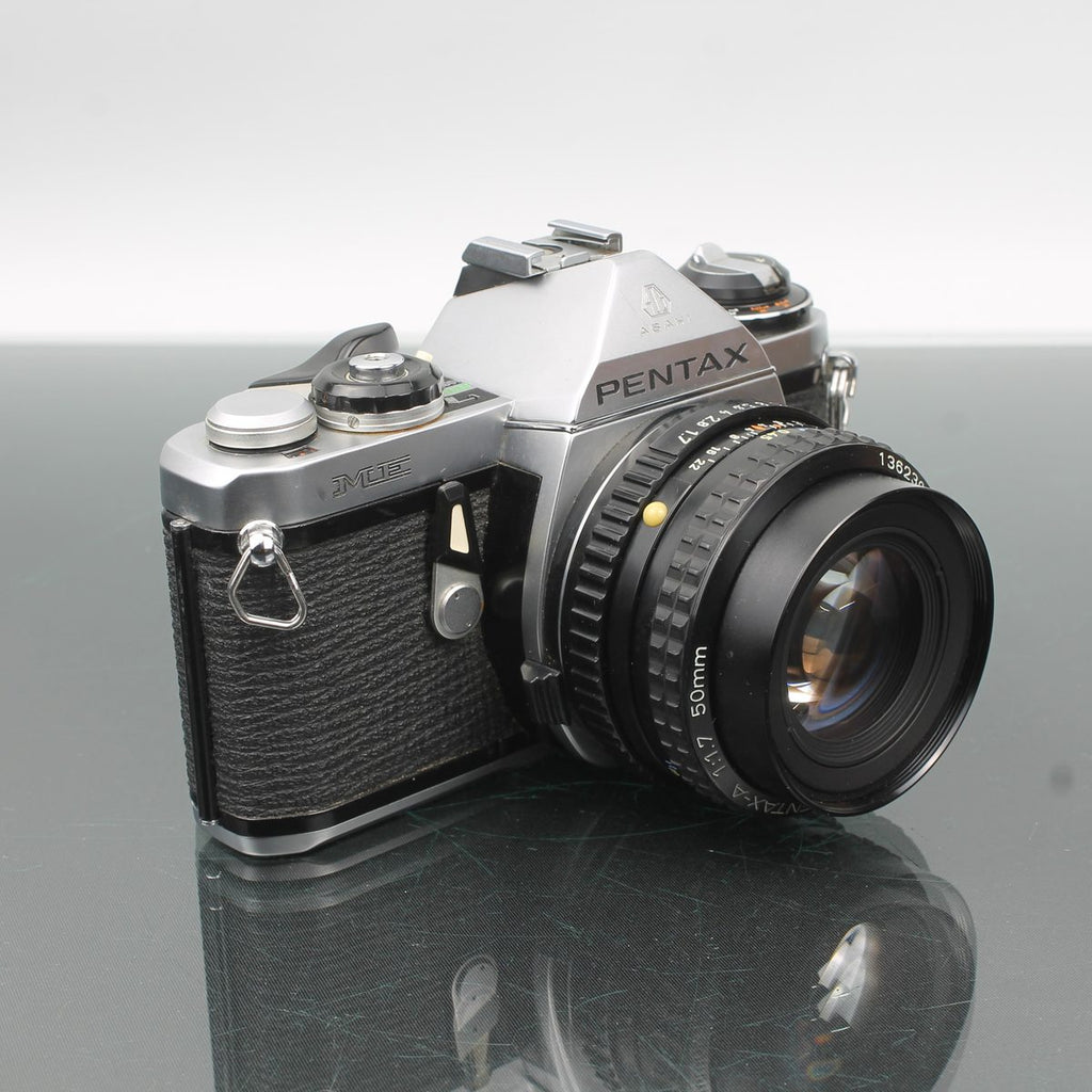 Pentax ME + SMC Pentax-A 1:1.7 50mm