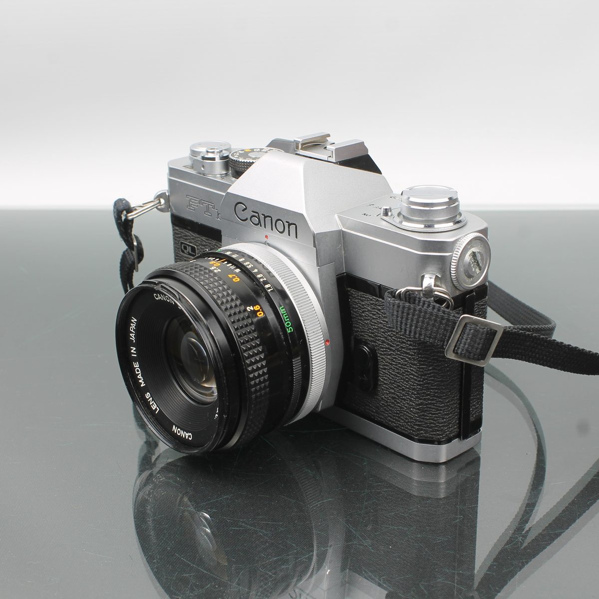 Canon FTB + Canon Lens 50 mm 1:1.8
