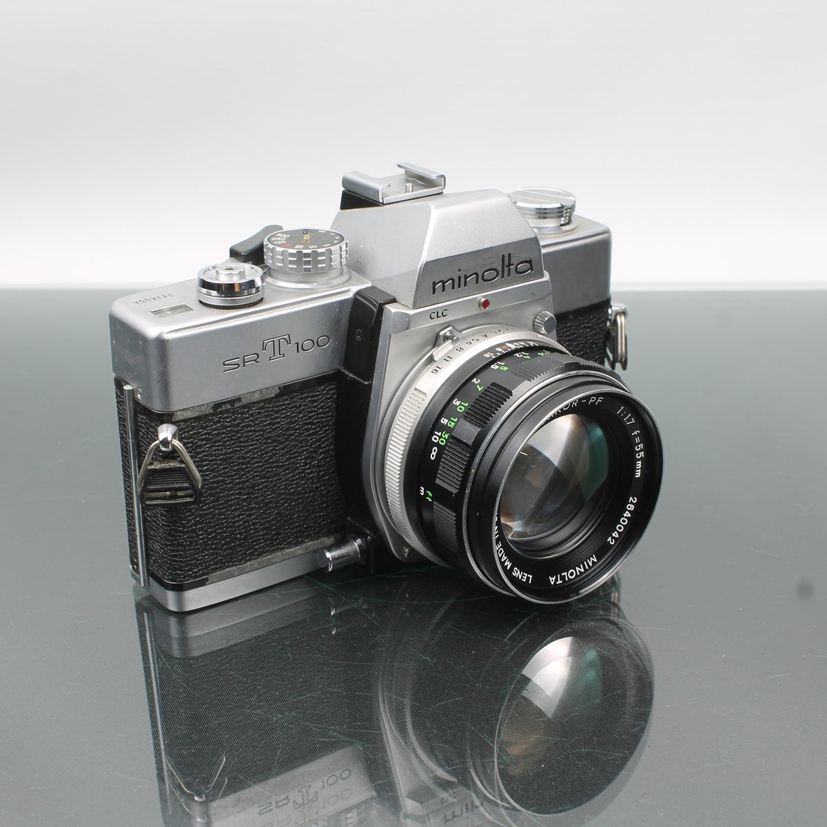 Minolta SRT100 + MC Rokkor - PF 1:1.7 f=55mm