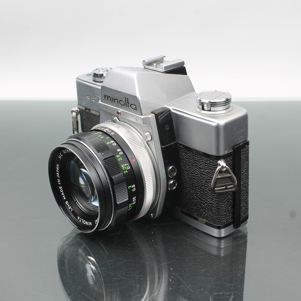 Minolta SRT100 + MC Rokkor - PF 1:1.7 f=55mm