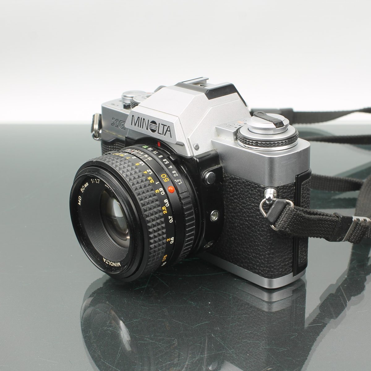 Minolta XG-1 + MD 50mm 1:1.7