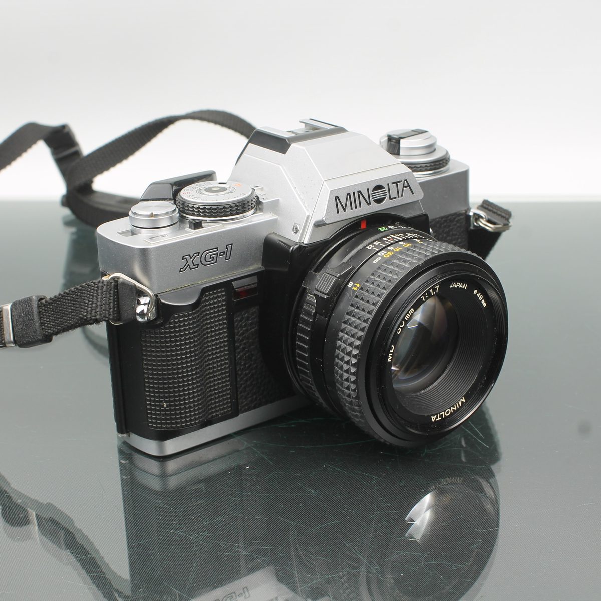 Minolta XG-1 + MD 50mm 1:1.7