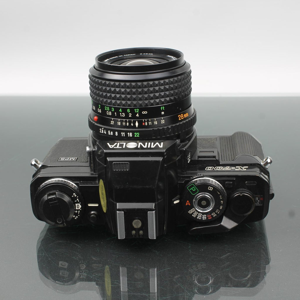 Minolta X-700 + MD W. Rokkor 28mm 1:2.8