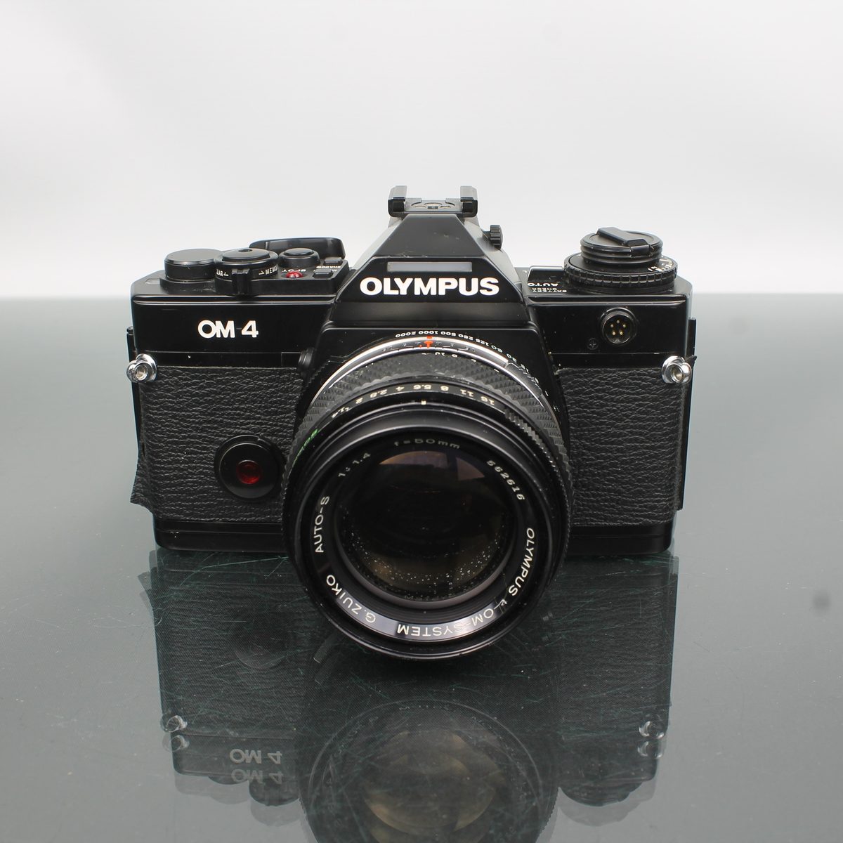 Olympus OM-4 + G.Zuiko Auto-S 1:1.4 f=50mm