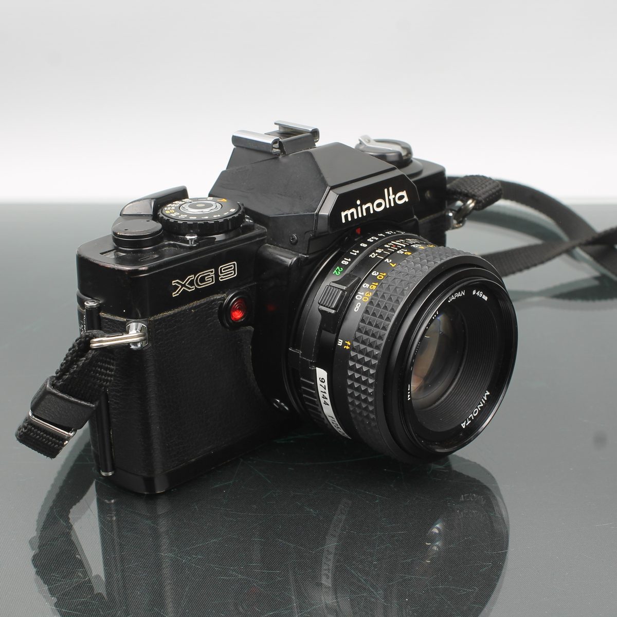 Minolta XG9 + MD 50mm 1:1.7