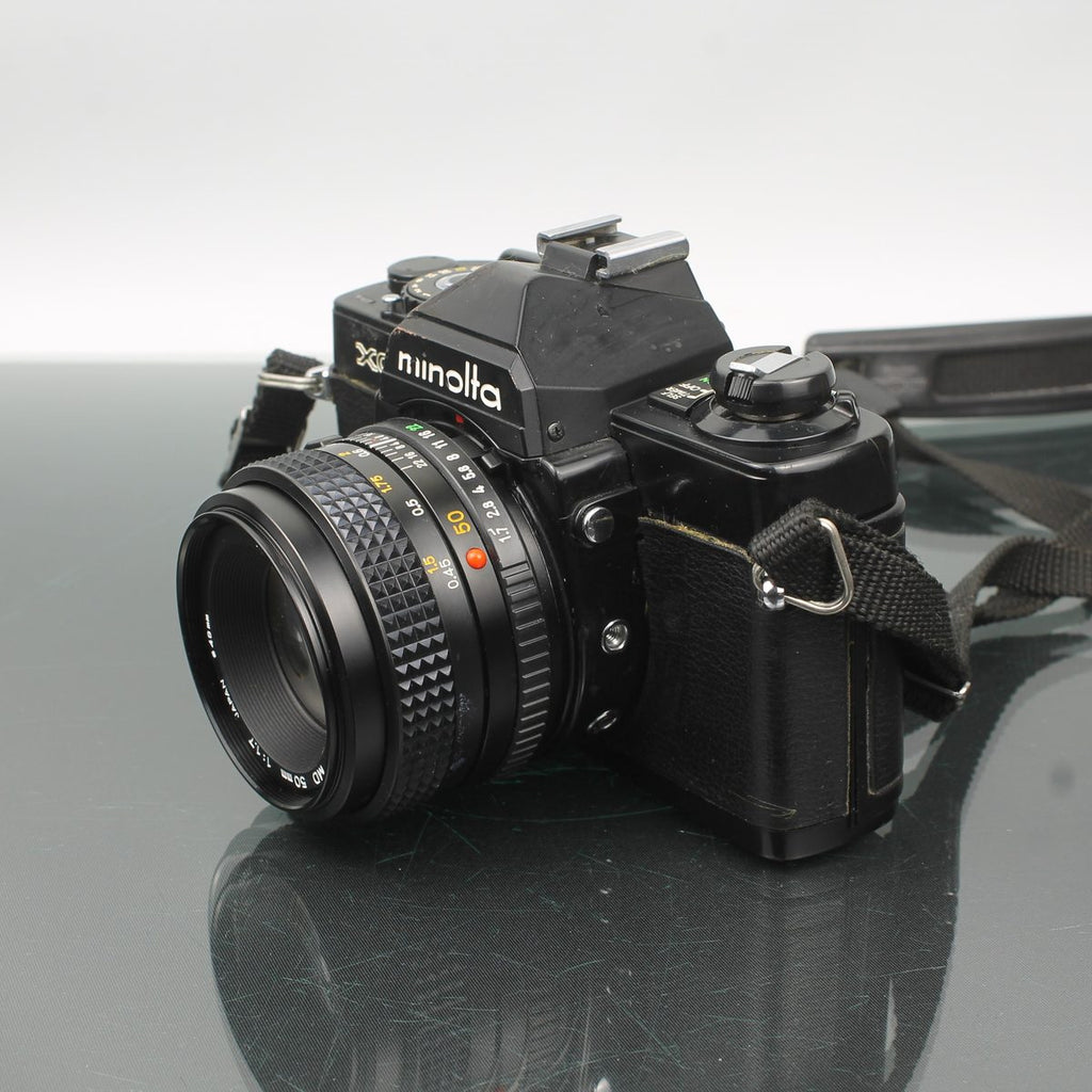 Minolta XG-E + MD 50mm 1:1.7