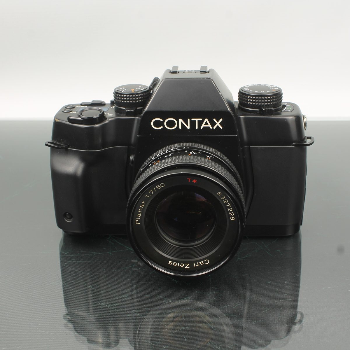 Contax ST + Planar 1.7/50