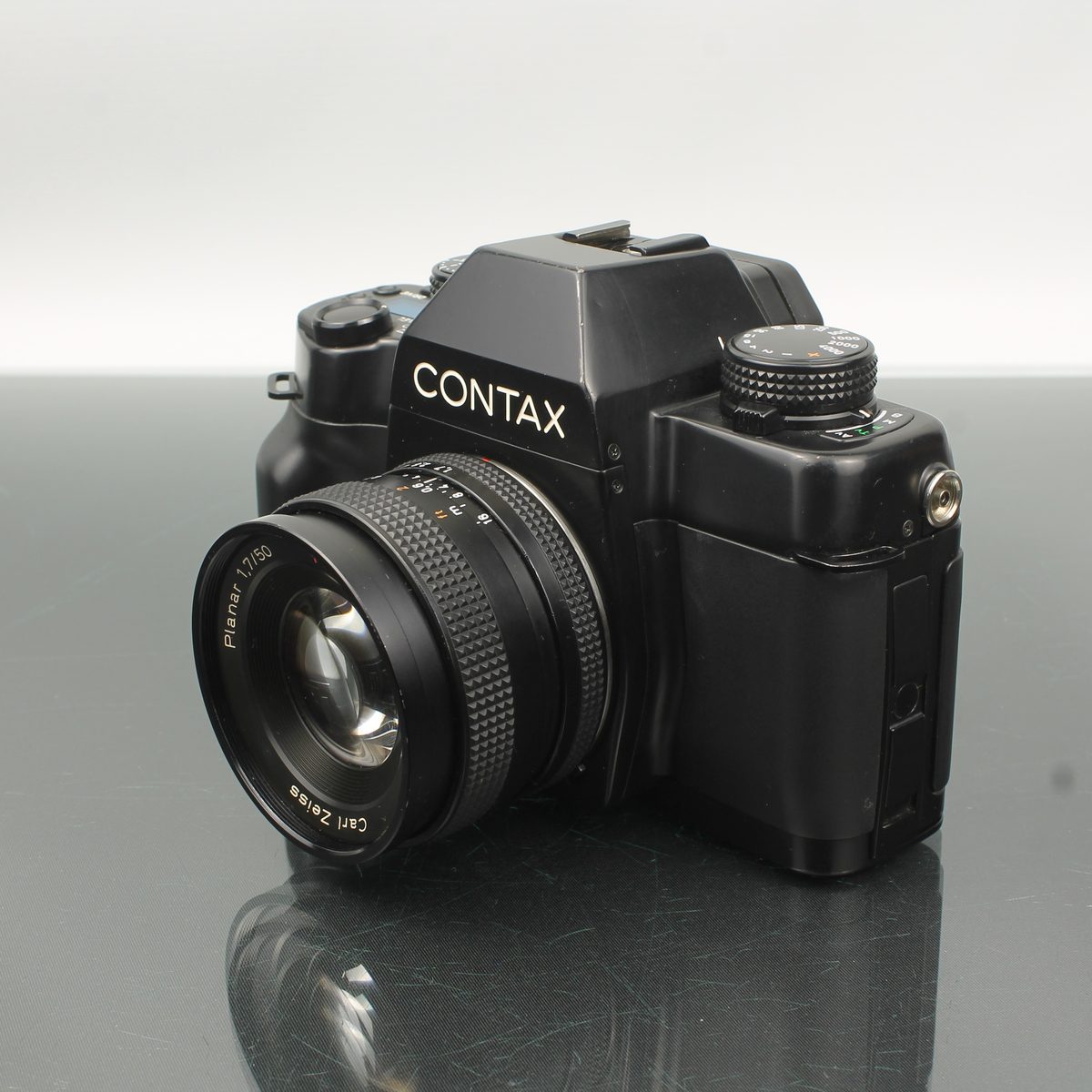 Contax ST + Planar 1.7/50