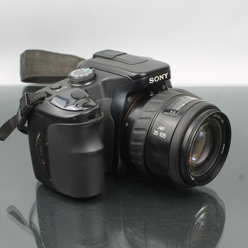 Sony A100 + Minolta AF Zoom 35-105mm 1:3.5 (22) - 4.5