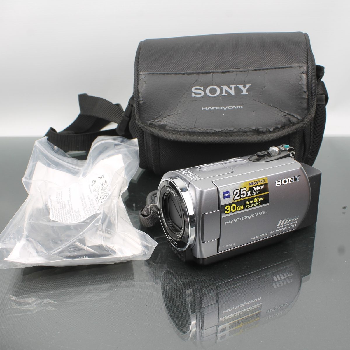 Sony Handycam DCR-SR52
