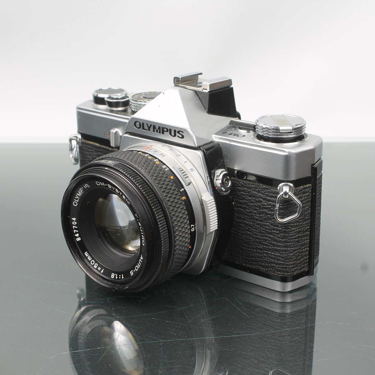 Olympus OM-1 + Olympus Auto-S 1:8 f+50mm