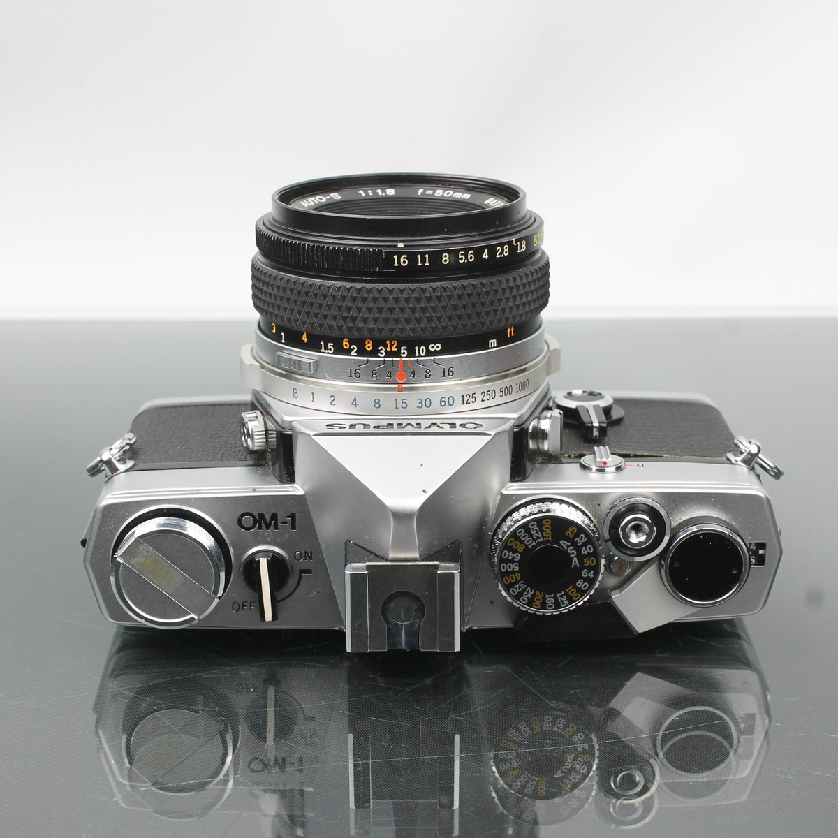 Olympus OM-1 + Olympus Auto-S 1:8 f+50mm