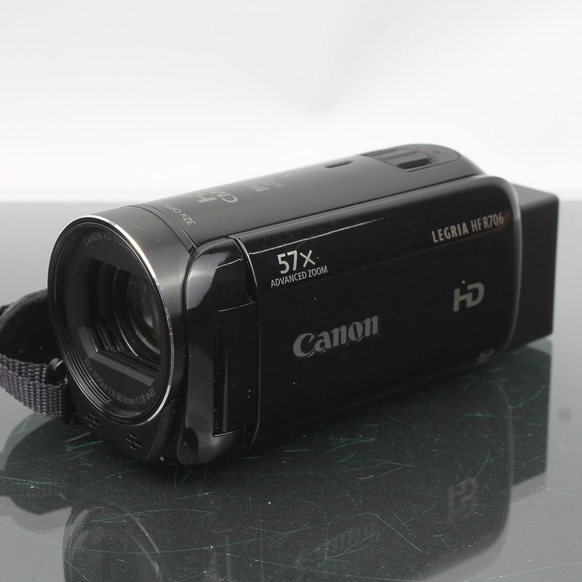 Canon LEGRIA HF R706 Camcorder