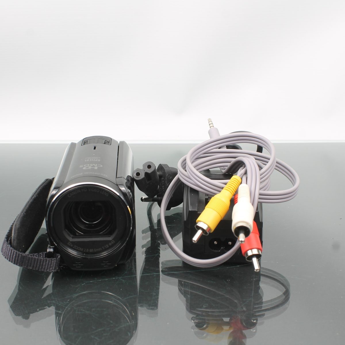 Canon LEGRIA HF R706 Camcorder